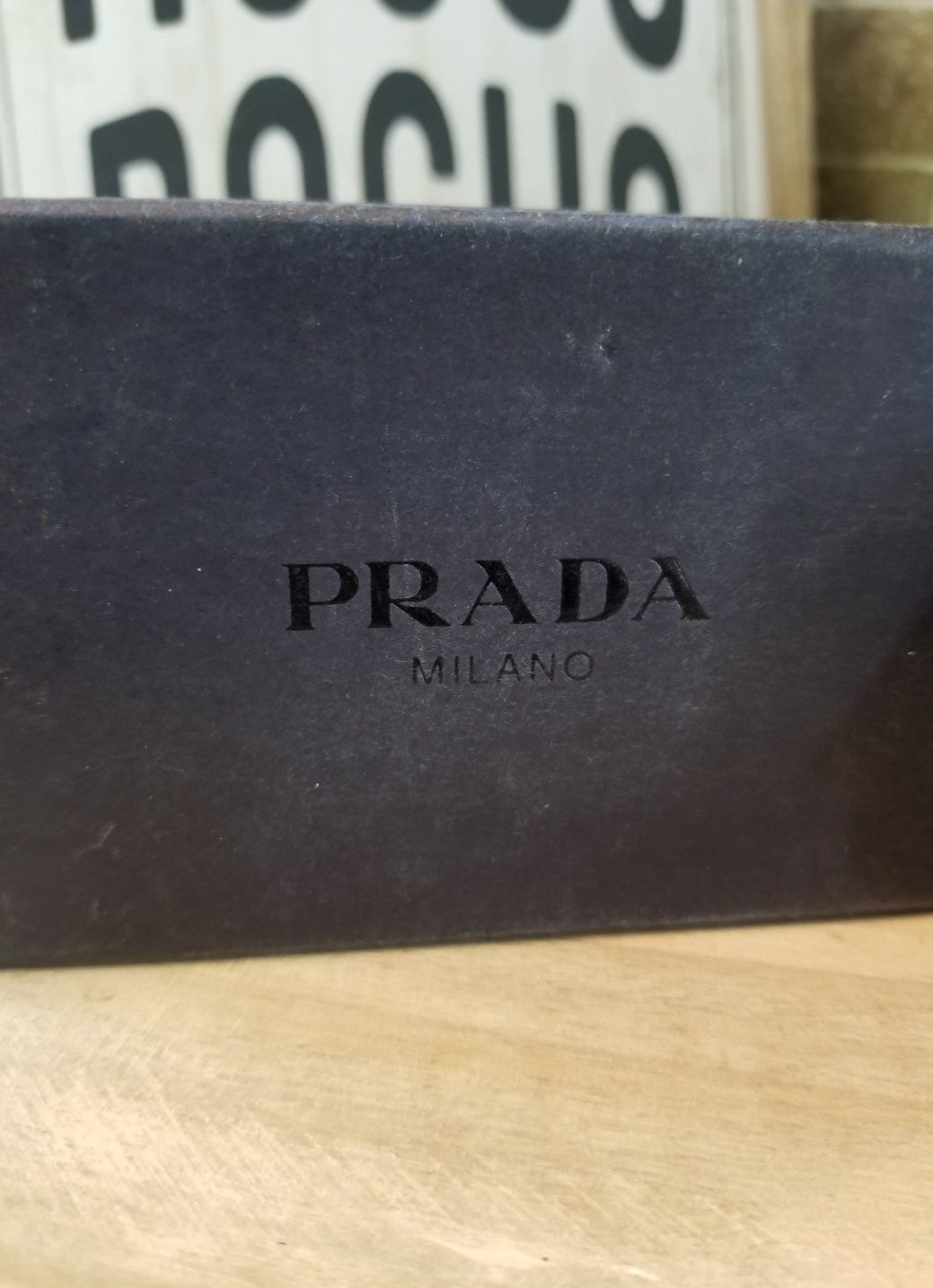 Prada 6 Key Holder Case