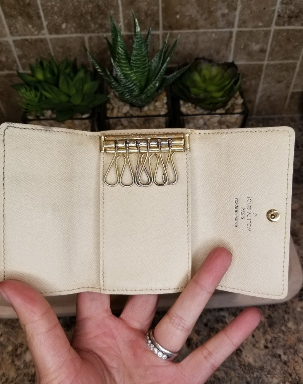 Louis Vuitton Damier Azur Multicles 6 Key Holder
