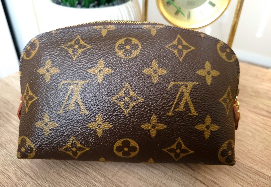 Louis Vuitton Monogram Pochette Cosmetic Bag Pouch