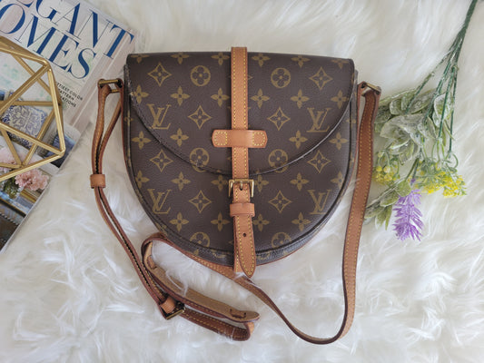 Louis Vuitton Vintage Chantilly GM Purse