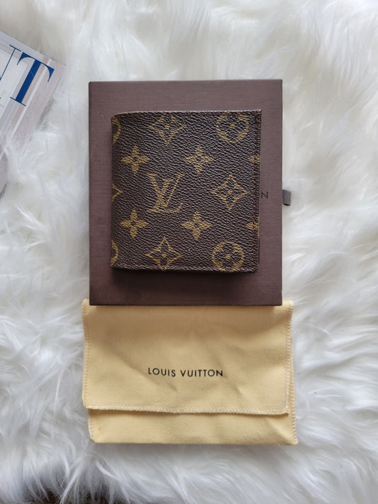 Louis Vuitton Monogram Men's Slim Compact Wallet