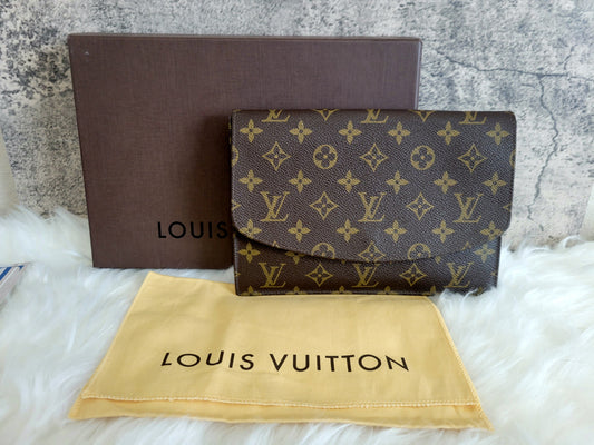Vintage Louis Vuitton Monogram Rabat 23 Clutch