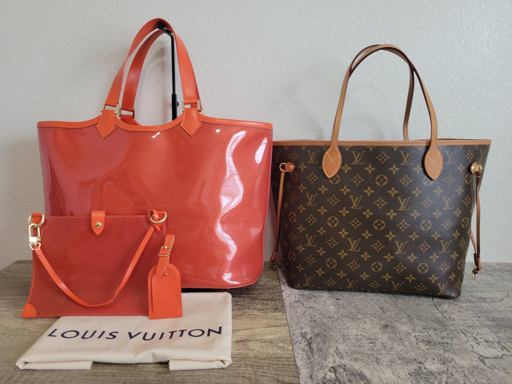 Louis Vuitton Neverfull Red Epi leather Tote bag with rare