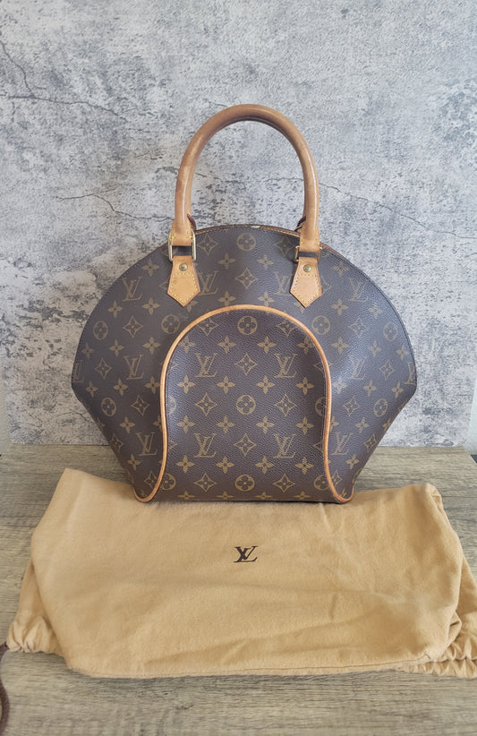 Louis Vuitton Monogram Ellipse MM