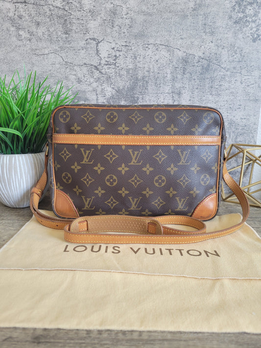Louis Vuitton Monogram Trocadero 30