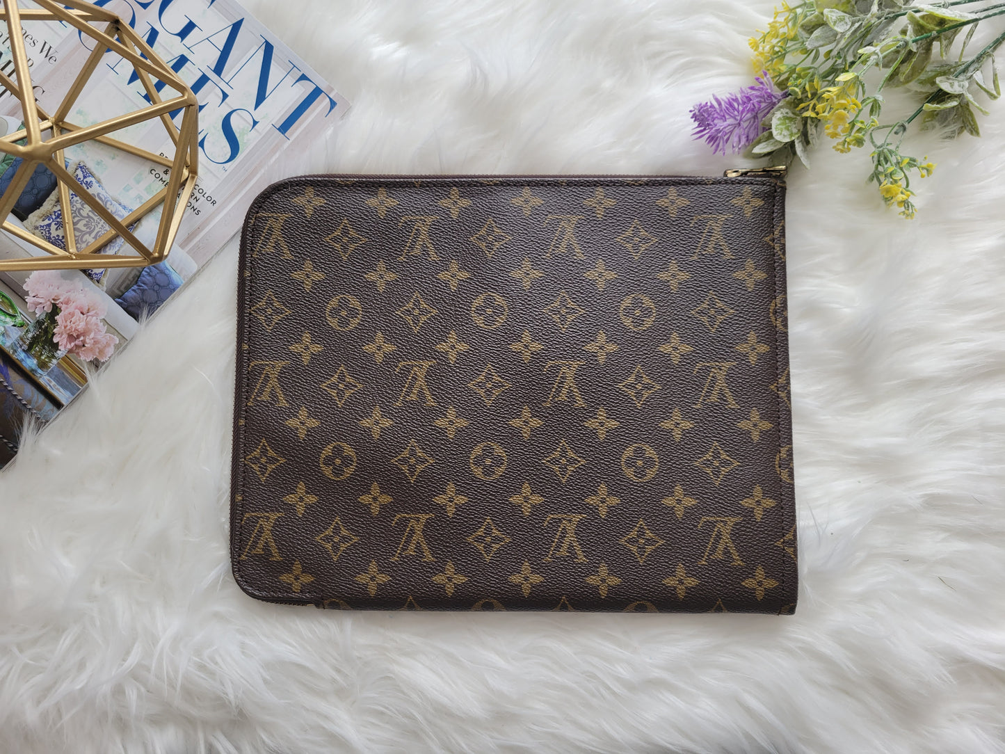 Louis Vuitton Monogram Voyage Porte Documents