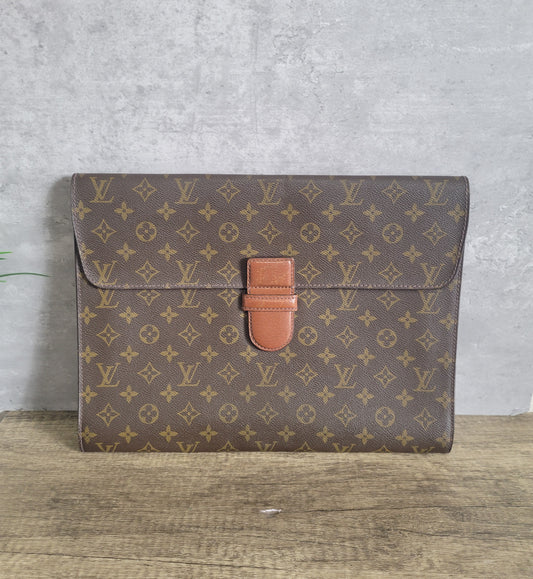 RESERVED LISTING Louis Vuitton Vintage Monogram Poche Ministre Document Holder