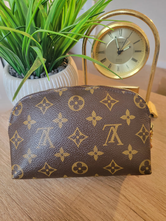 Louis Vuitton Monogram Pochette Cosmetic Bag Pouch