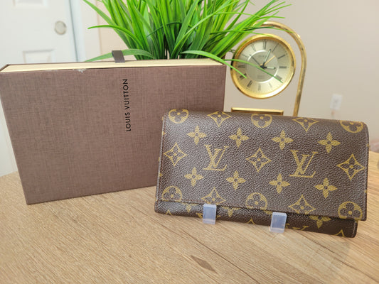 Vintage Louis Vuitton Long Wallet