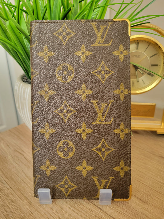 BRAND NEW Louis Vuitton Monogram Cigarette Case – The Luxe Lion Boutique