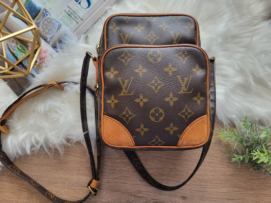 Vintage Louis Vuitton Monogram Amazone Bag