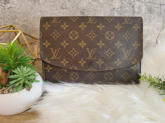 Vintage Louis Vuitton Monogram Rabat 20 Clutch