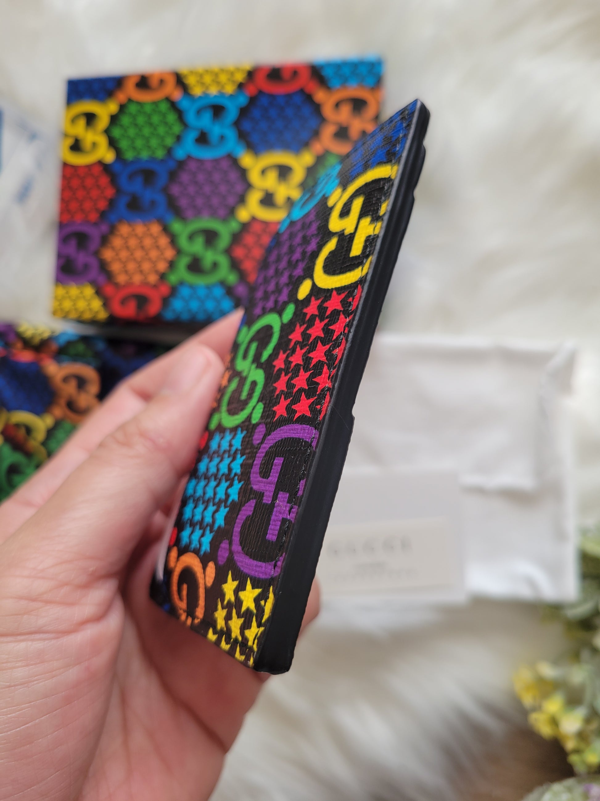 Gucci Unisex Black/Rainbow GG Supreme Psychedelic Card Holder Wallet 601098  1058