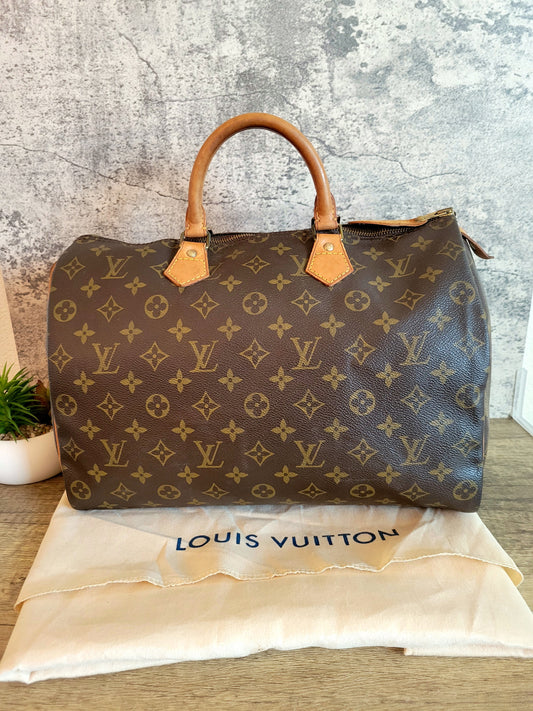 Louis Vuitton Monogram Speedy 35
