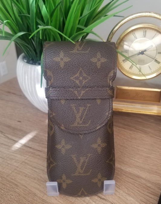 Louis Vuitton Monogram Etui a Lunettes Rabat Glasses  Case