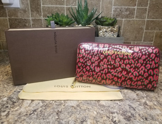 Louis Vuitton x Stephen Sprouse Limited Edition Rouge Leopard Zippy Wallet