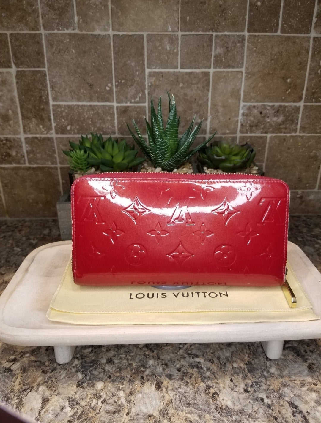 Louis Vuitton Vernis Zippy Long Wallet