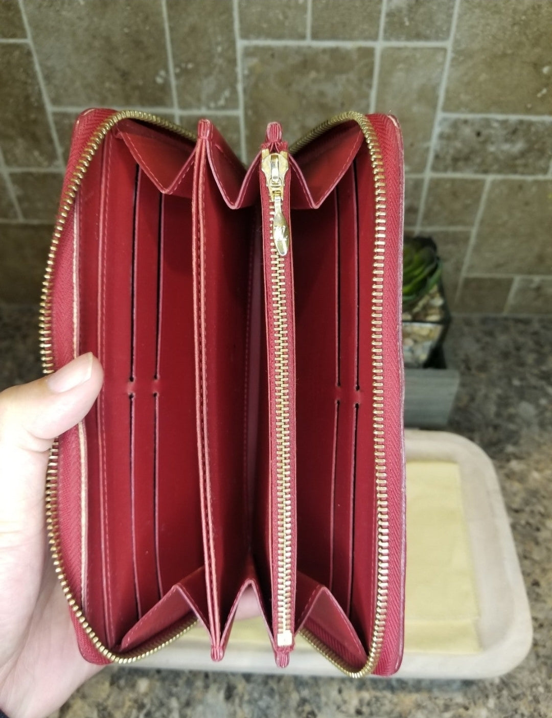 Louis Vuitton Vernis Zippy Long Wallet