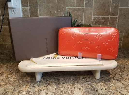 Louis Vuitton Vernis Orange Sunset Zippy Long Wallet